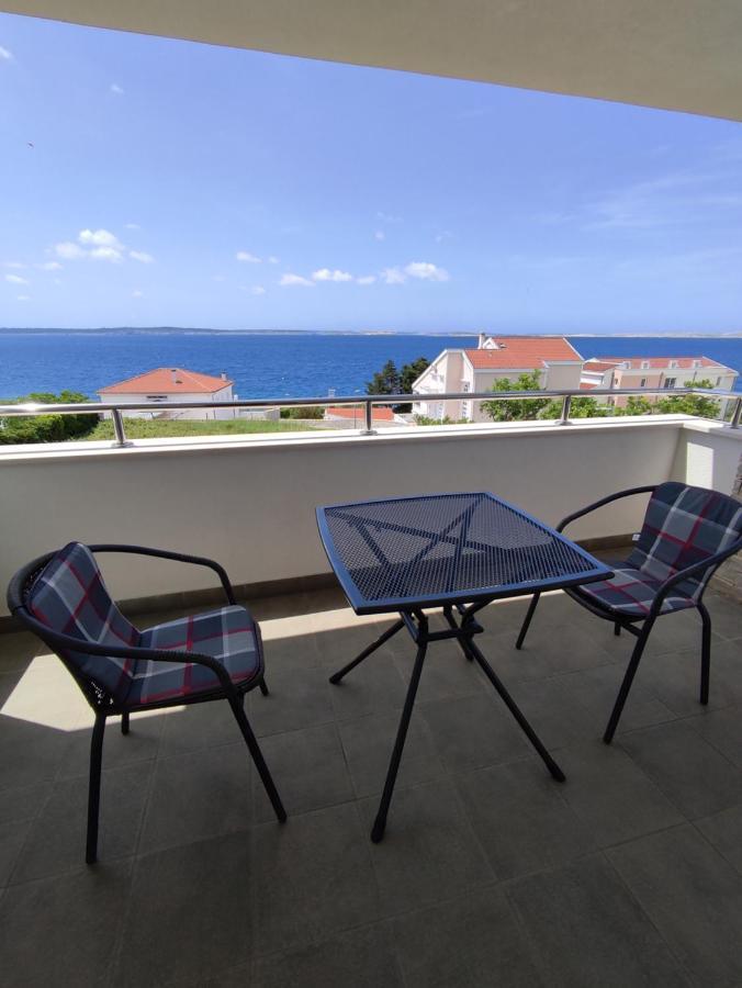 House Natali 70M From The Beach - Free Ev Top Up 르티나 외부 사진