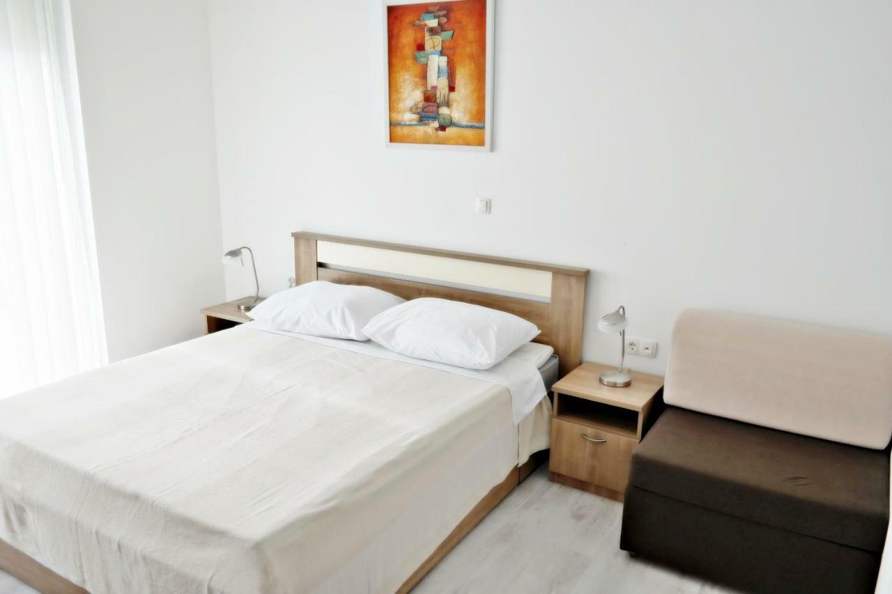 르티나 House Natali 70M From The Beach - Free Ev Top Up 빌라 외부 사진